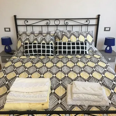 بيت ضيافة Salicotto 56 *